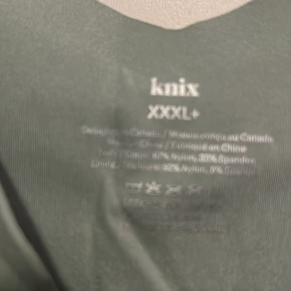 Knix cami top xxxl+ (42 DD-G) - Picture 2 of 4